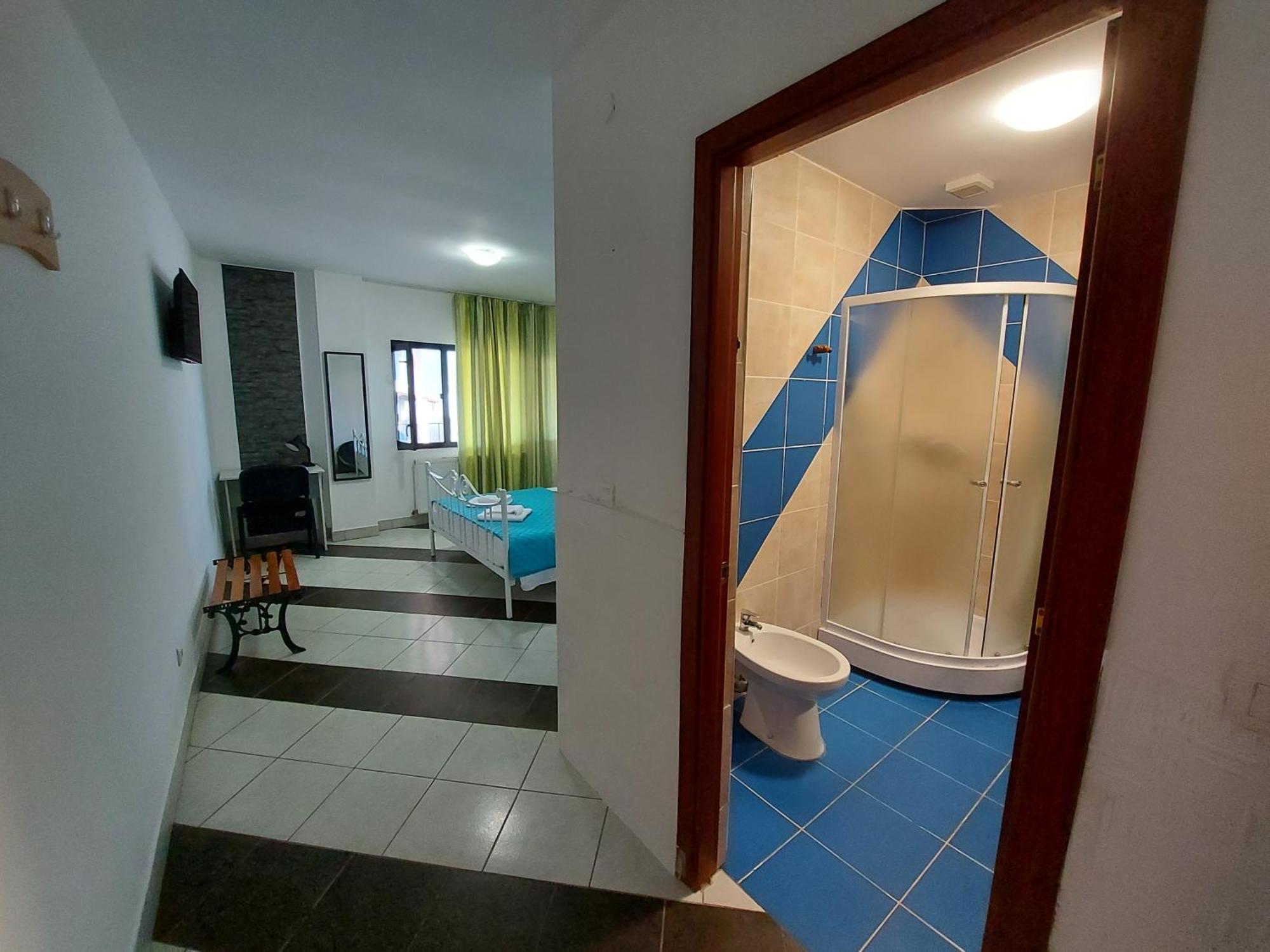 Casa Geppo - Camere De Inchiriat Ieşelniţa Oda fotoğraf