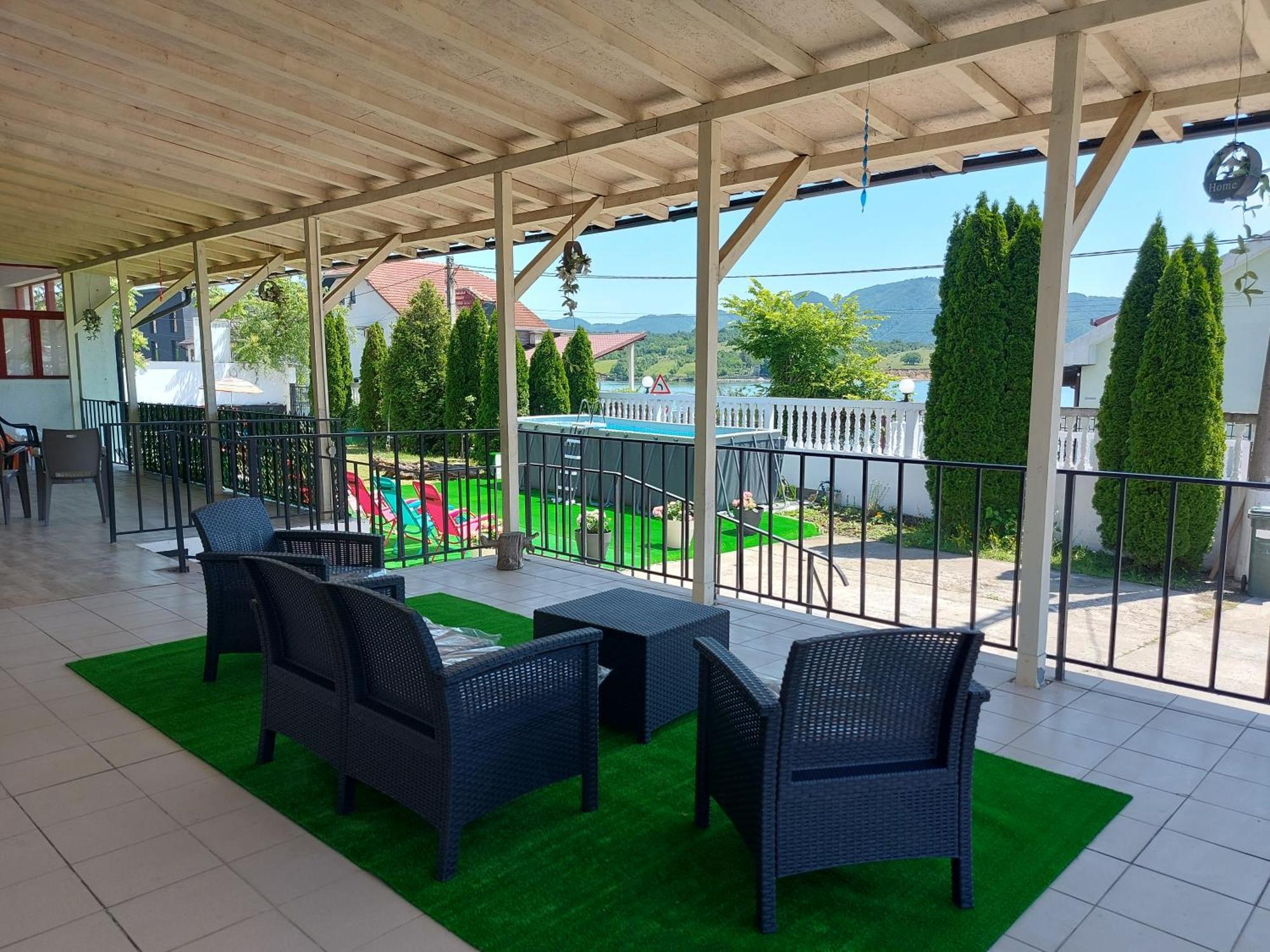 Casa Geppo - Camere De Inchiriat Ieşelniţa Dış mekan fotoğraf