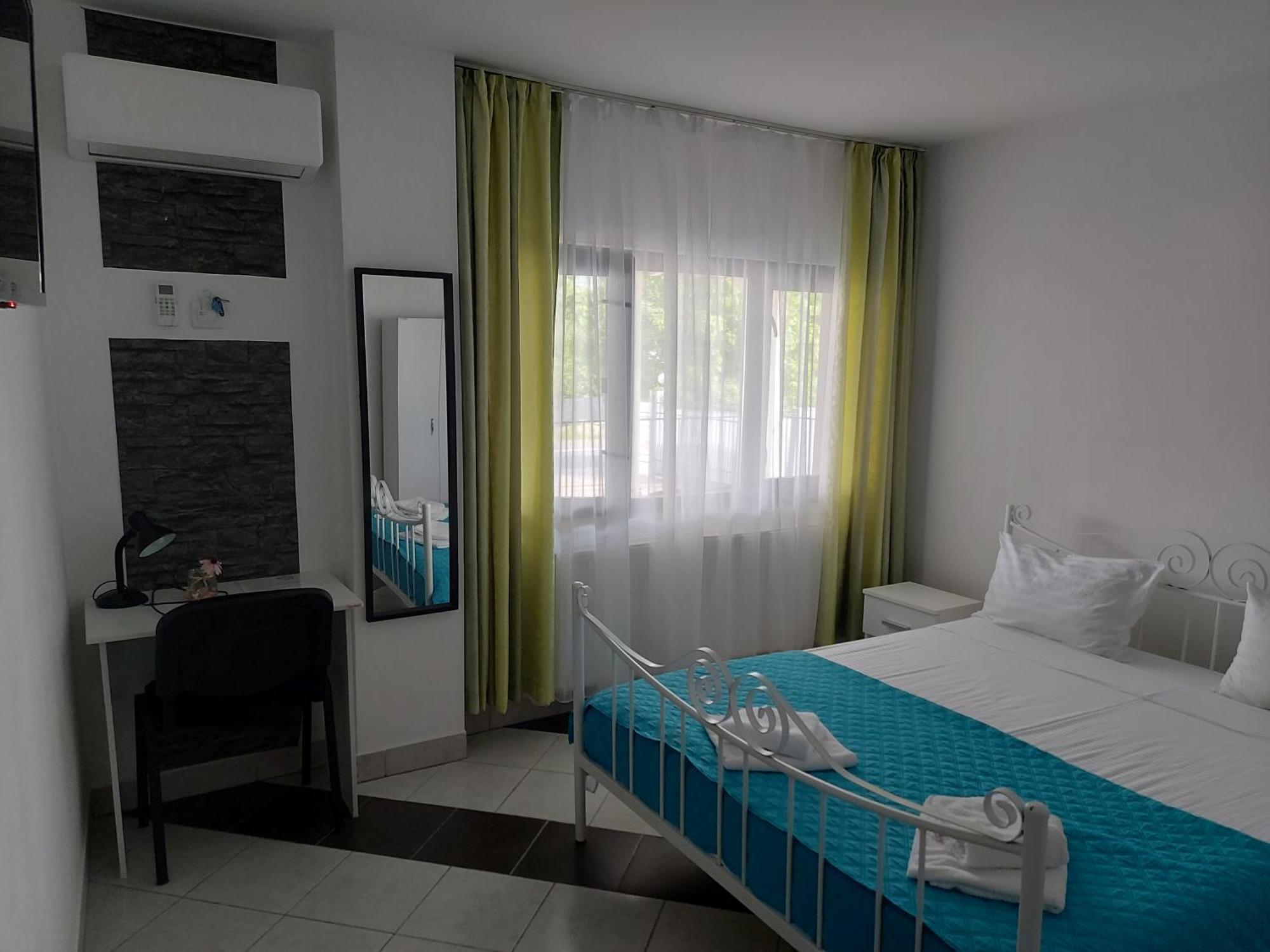 Casa Geppo - Camere De Inchiriat Ieşelniţa Dış mekan fotoğraf